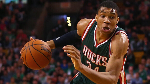 图拉姆：我们踢得很认真，我们是强大的团队，这对年轻人有益（图拉姆：我们踢得很投入，团队强大，这能帮助年轻人成长）