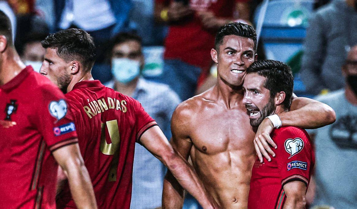 2025中超抢断榜：西海岸杨希以105次居首，英博吕焯毅排第二（2025中超抢断榜单：西海岸杨希以105次领跑，英博吕焯毅位居次席）