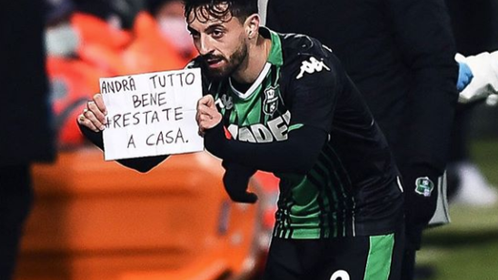 土超匪夷所思一幕：门将拉架放弃守门，对手打空门得手进球有效（土超离谱一幕：门将去拉架弃守球门，对手空门得手被判有效）