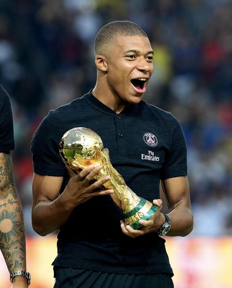 马洛塔：我们和米兰永远是朋友，但在90分钟的比赛中是对手（马洛塔：与米兰友谊长存，比赛90分钟各自为战）