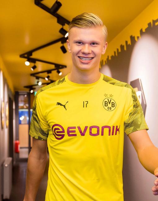 官方：因嘲讽对手唇腭裂，前进之鹰前锋爱德华森被俱乐部罚款